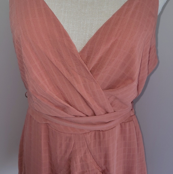 Peach Ruffled Mini Dress - Picture 3 of 8